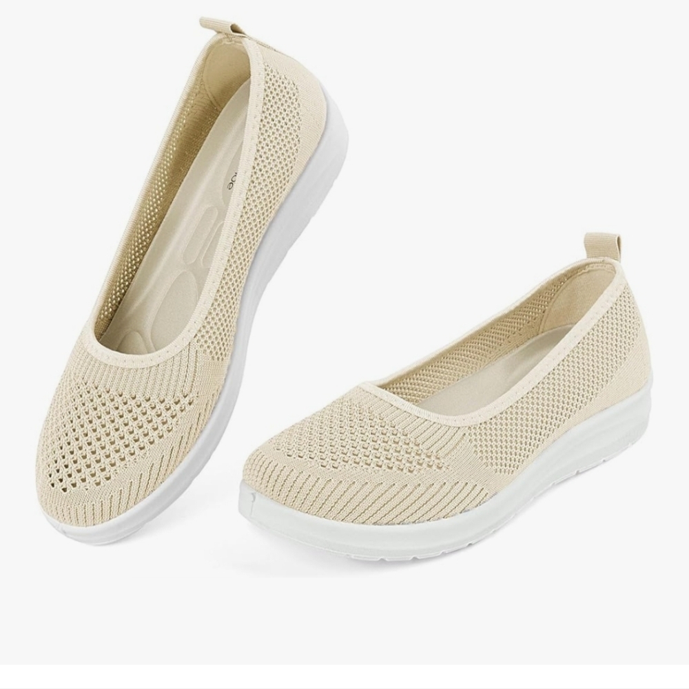 Women’s Breathable Knit Slip-On Walking Shoes